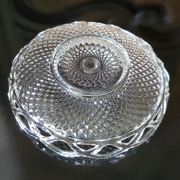 1950s Lace Edge Clear 8" Shallow Bowl by Imperial Glass - Picture 4 of 8